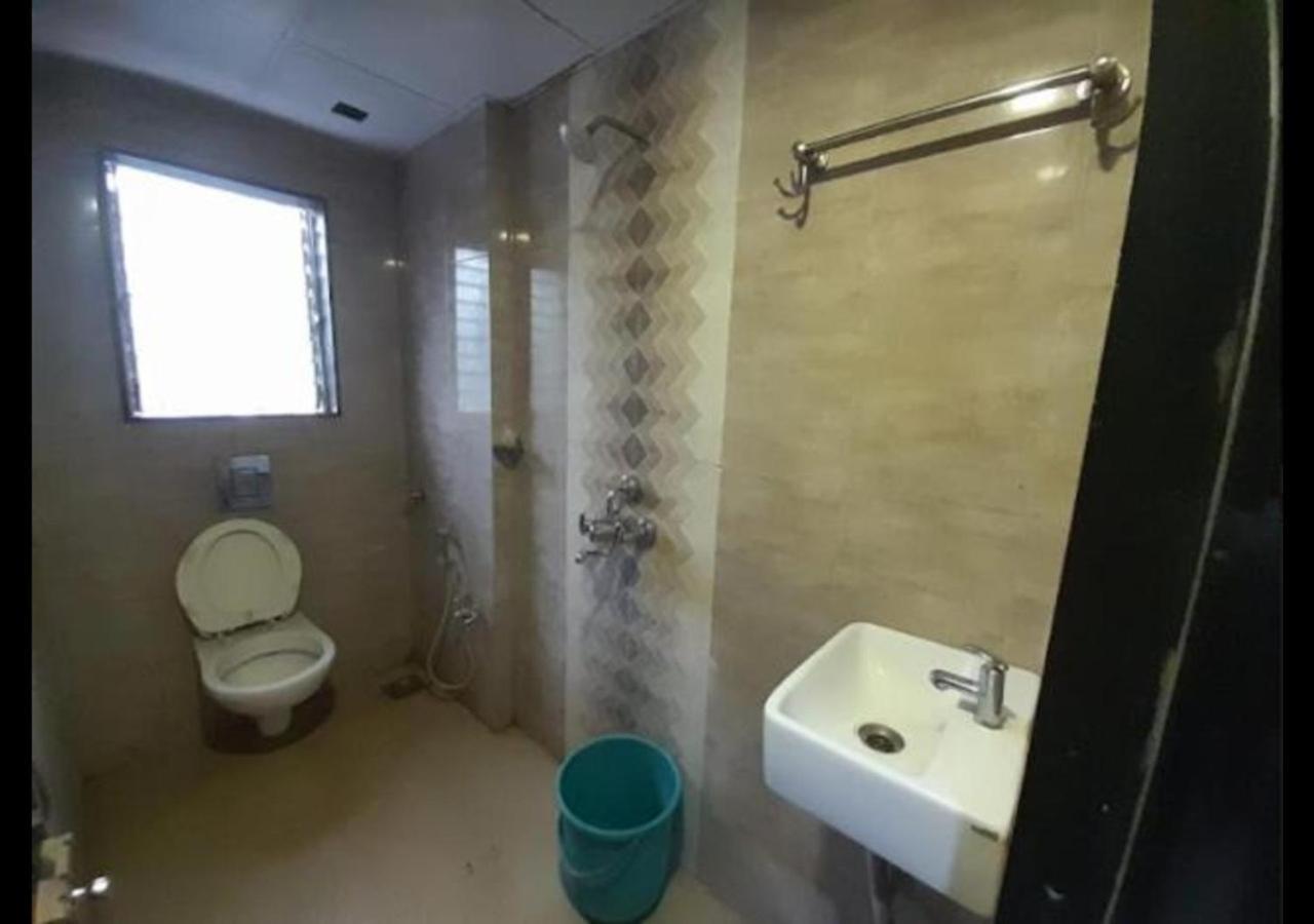 Hotel Sai Ganesh Lodging & Boarding By Wb Inn Titwala 외부 사진